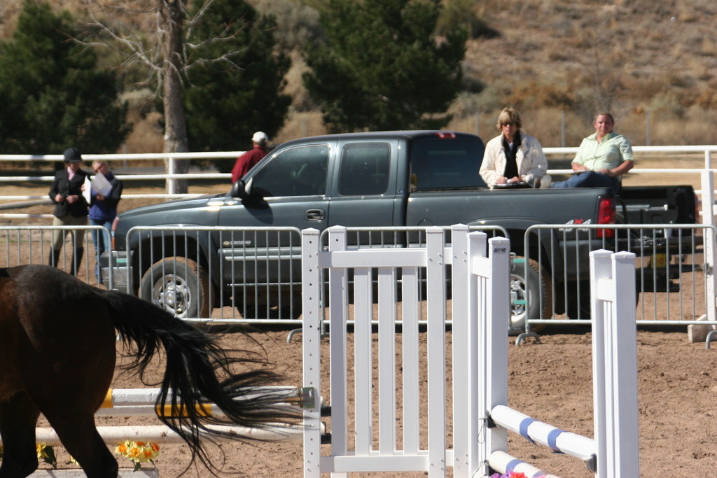 alex/nmsu_d2_fence/nmsu_fence_d2_0081.jpg
