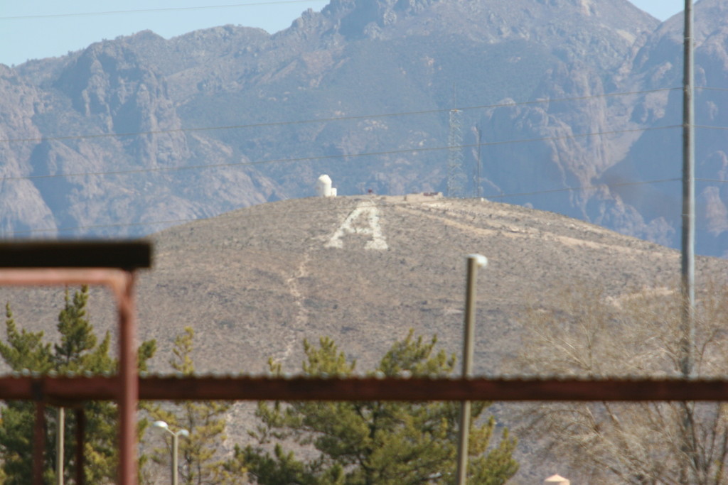 alex/nmsu_d2_fence/nmsu_fence_d2_0133.jpg