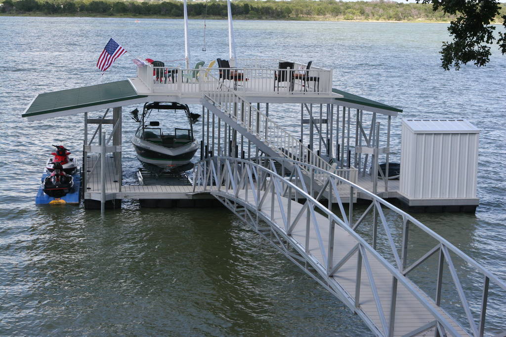 pictures/LakeHouse/NewDock/IMG_9860.jpg