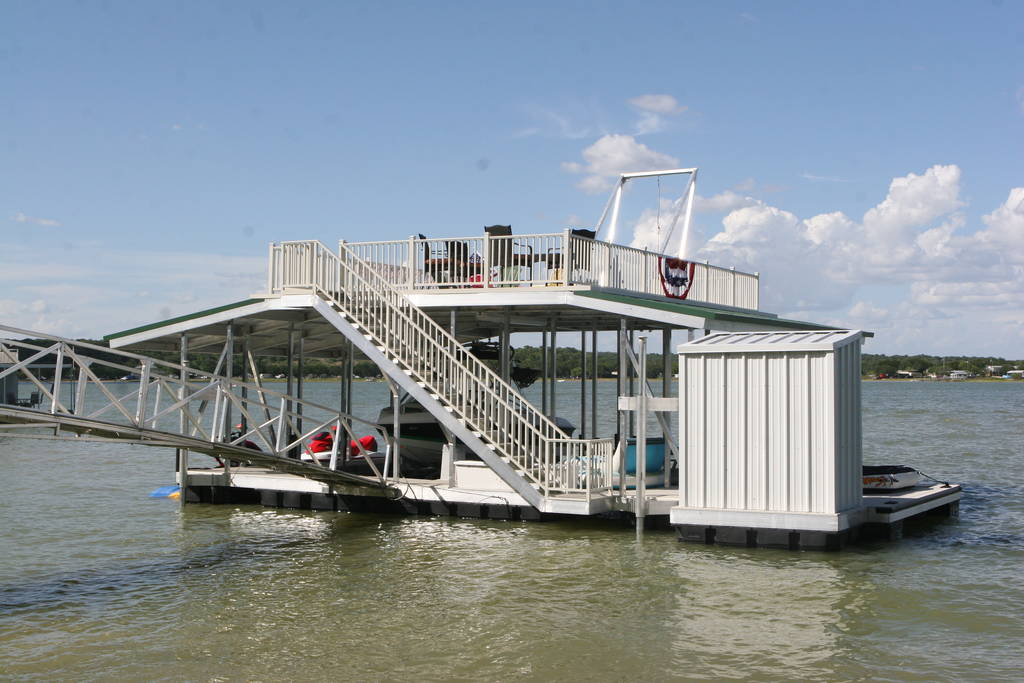 pictures/LakeHouse/NewDock/IMG_9865.jpg