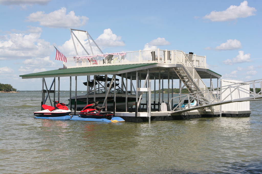 pictures/LakeHouse/NewDock/IMG_9866.jpg