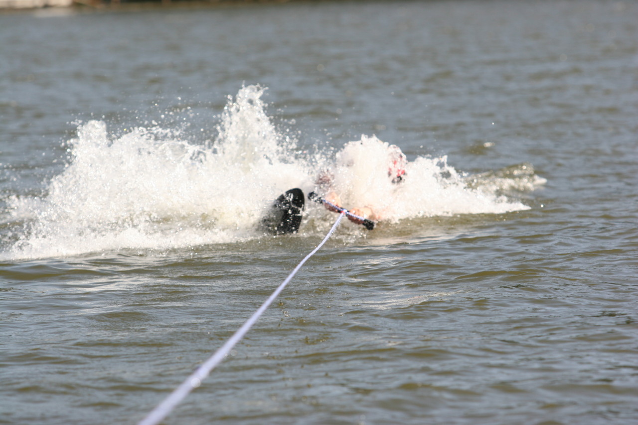 pictures/LakeHouse/alex1/lakefun3_0198.jpg
