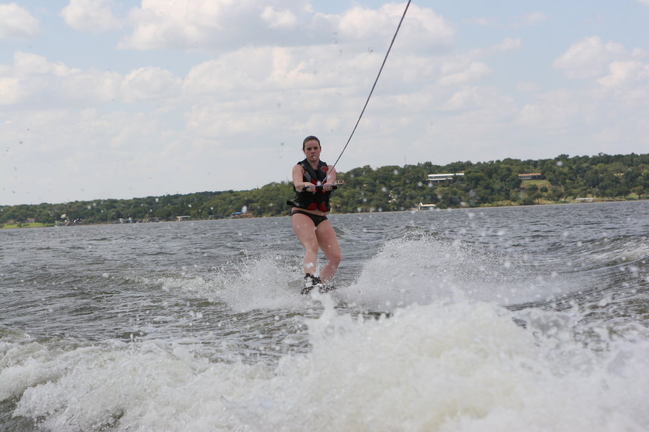 pictures/LakeHouse/alex2/day1/alex_n_friends_day1_0035.jpg