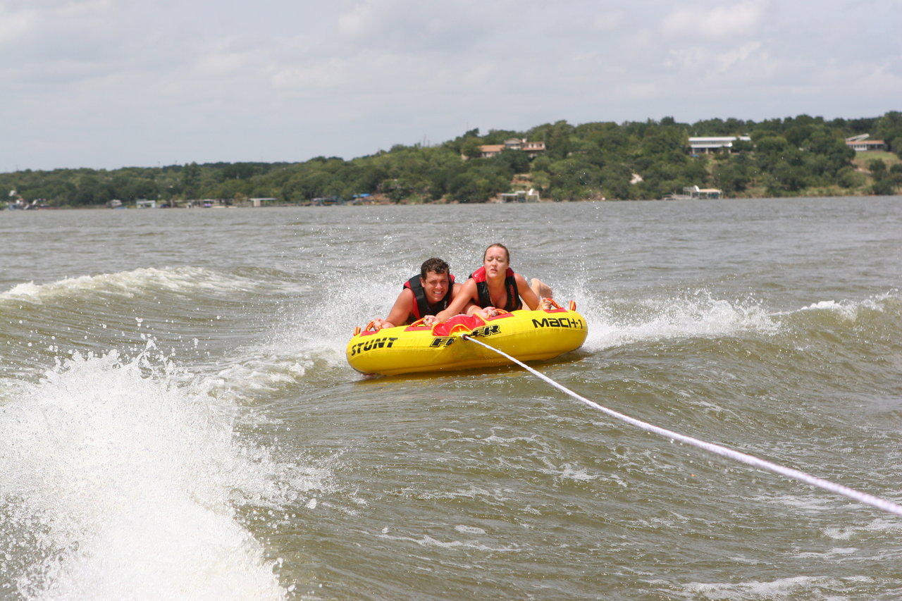pictures/LakeHouse/alex2/day2/alex_n_friends_day2_0195.jpg