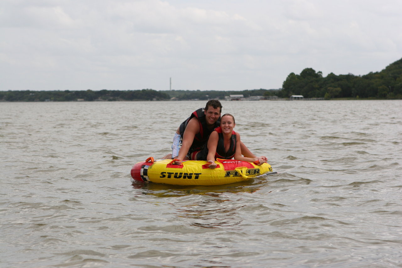pictures/LakeHouse/alex2/day2/alex_n_friends_day2_0355.jpg