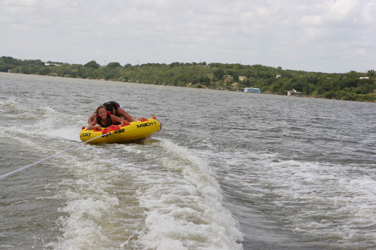 pictures/LakeHouse/alex2/day2/alex_n_friends_day2_0382.jpg