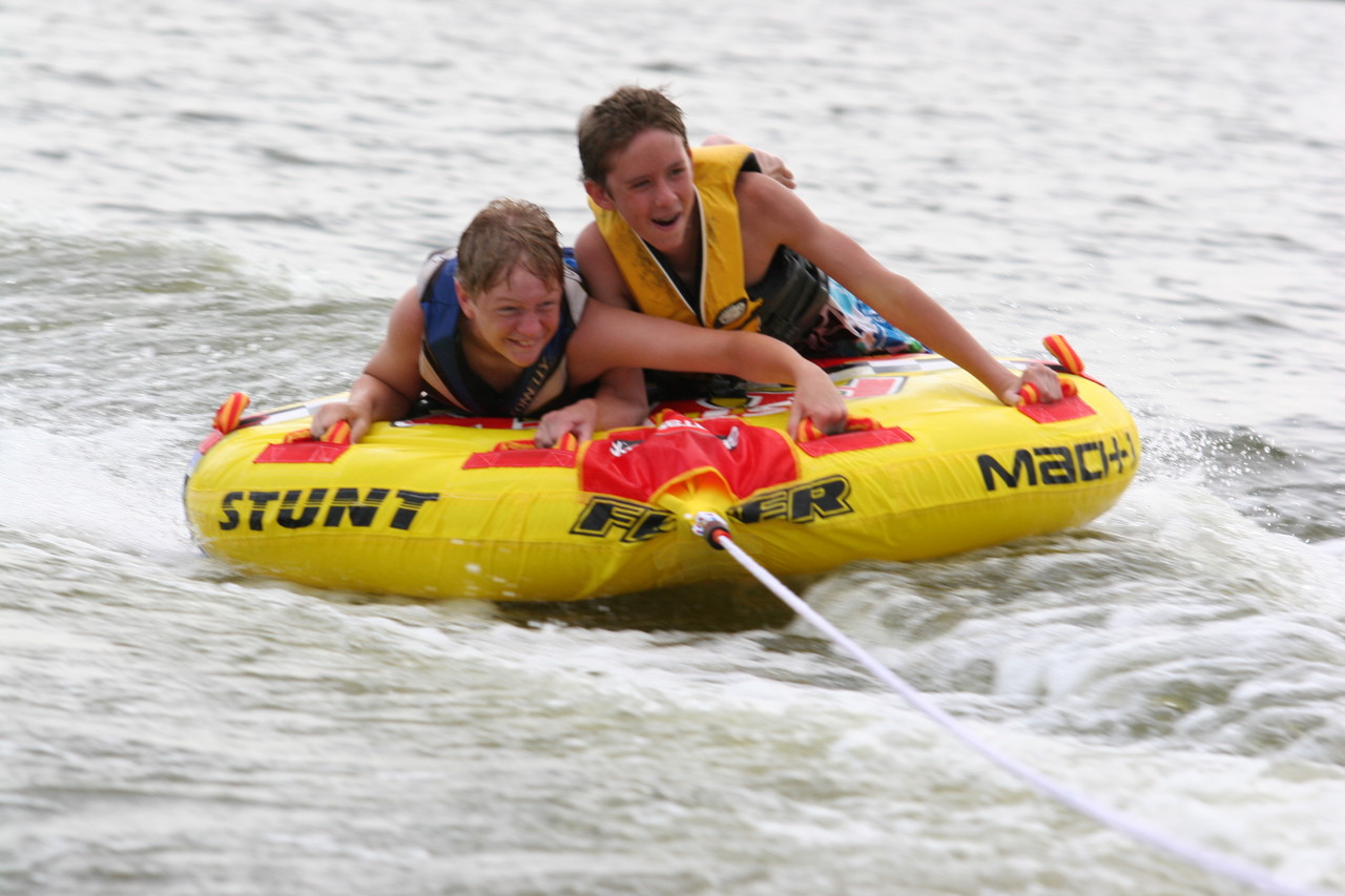 pictures/LakeHouse/kids/kids_fun_0121.jpg